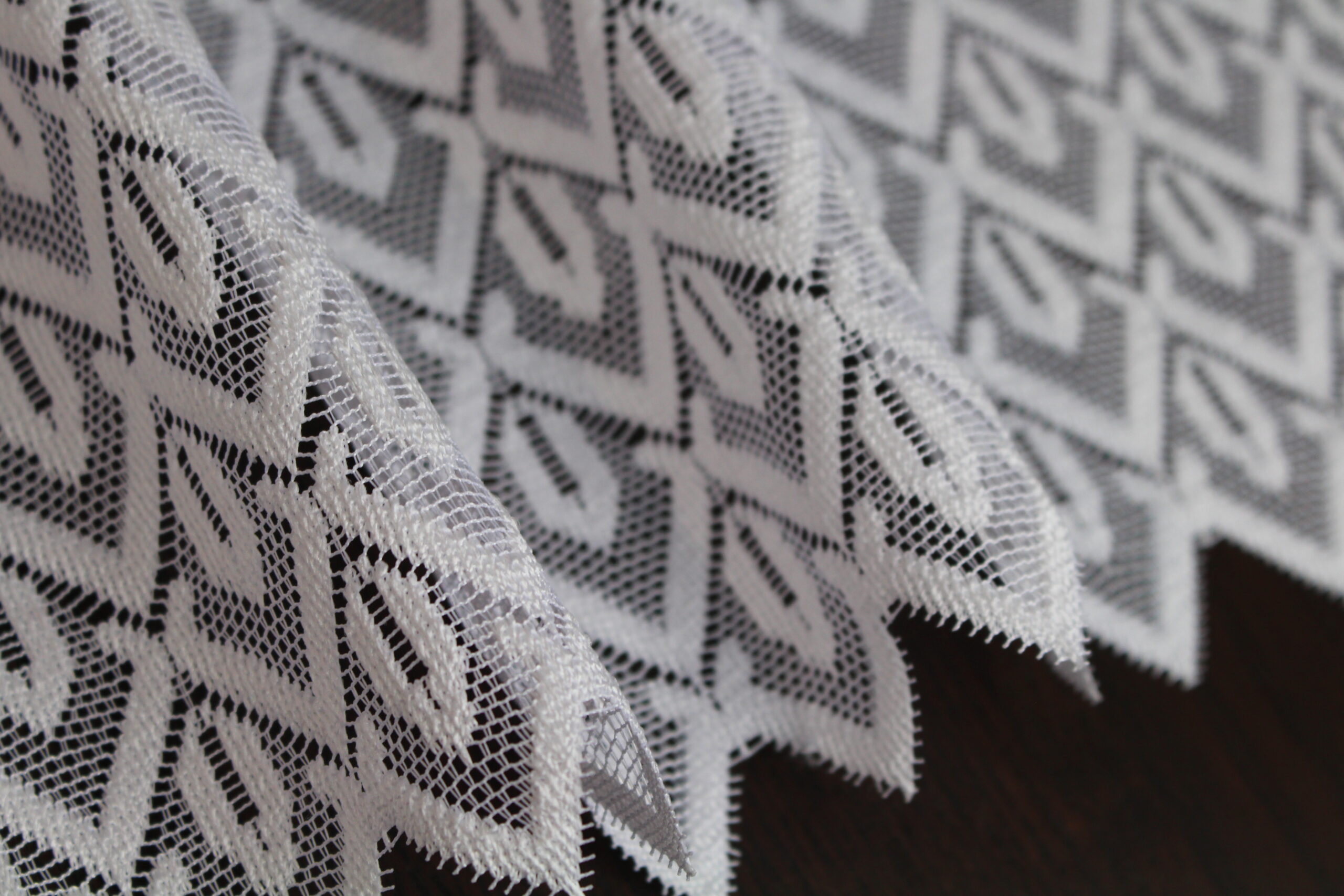 Scheibengardine aus Jacquard-Stoff – Bild 2
